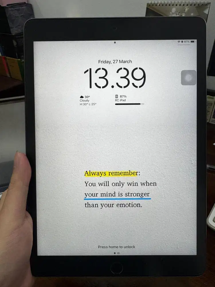 Dijual iPad Gen 9 64GB Wifi Only Grey Fullset - Semua Normal No Minus