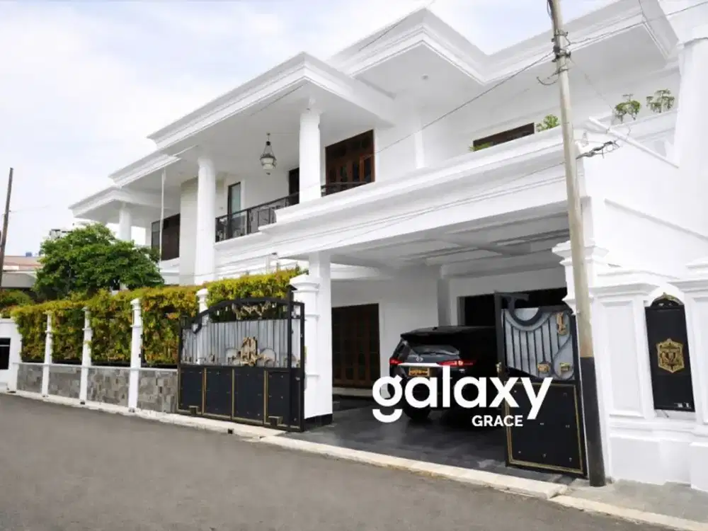 DIJUAL RUMAH NYAMAN DAN EXCLUSIVE DI KEBAYORAN BARU JAKARTA SELATAN