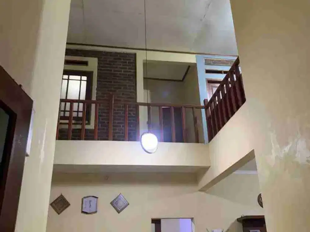 Jual Rumah Lokasi Strategis