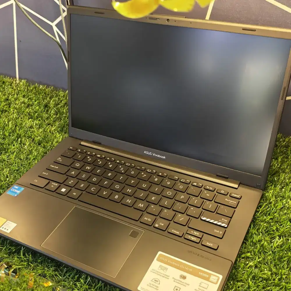 ASUS VIVOBOOK CORE I3 RAM 8GB SSD 256GB SIAP PAKAI