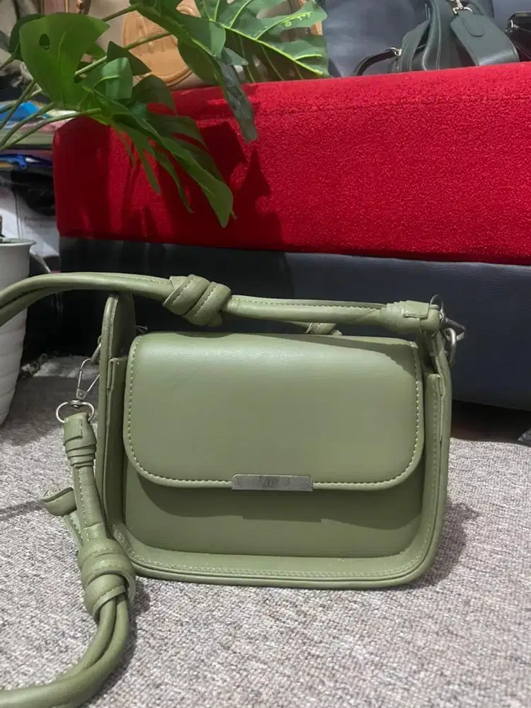 Preloved seperti baru