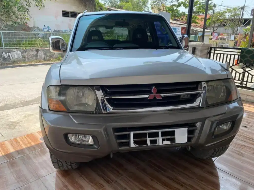 DIJUAL CEPAT PAJERO DID SHOGUN DIESEL 2000