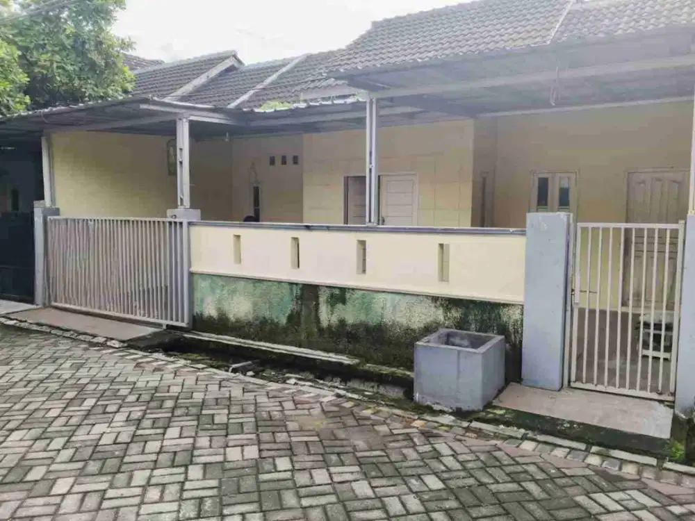 Rumah murah siap huni di Surabaya barat