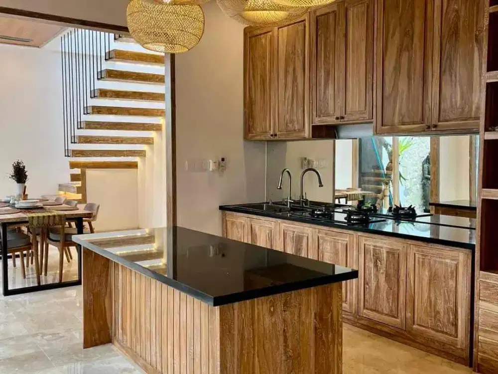 VILLA BARU MODERN STYLE VIEW SAWAH LOKASI KEMENUH UBUD