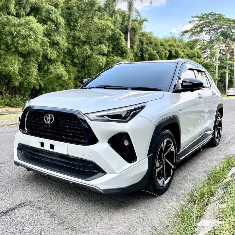 (CASH) Toyota Yaris Cross GR Hybrid TSS HEV 2023