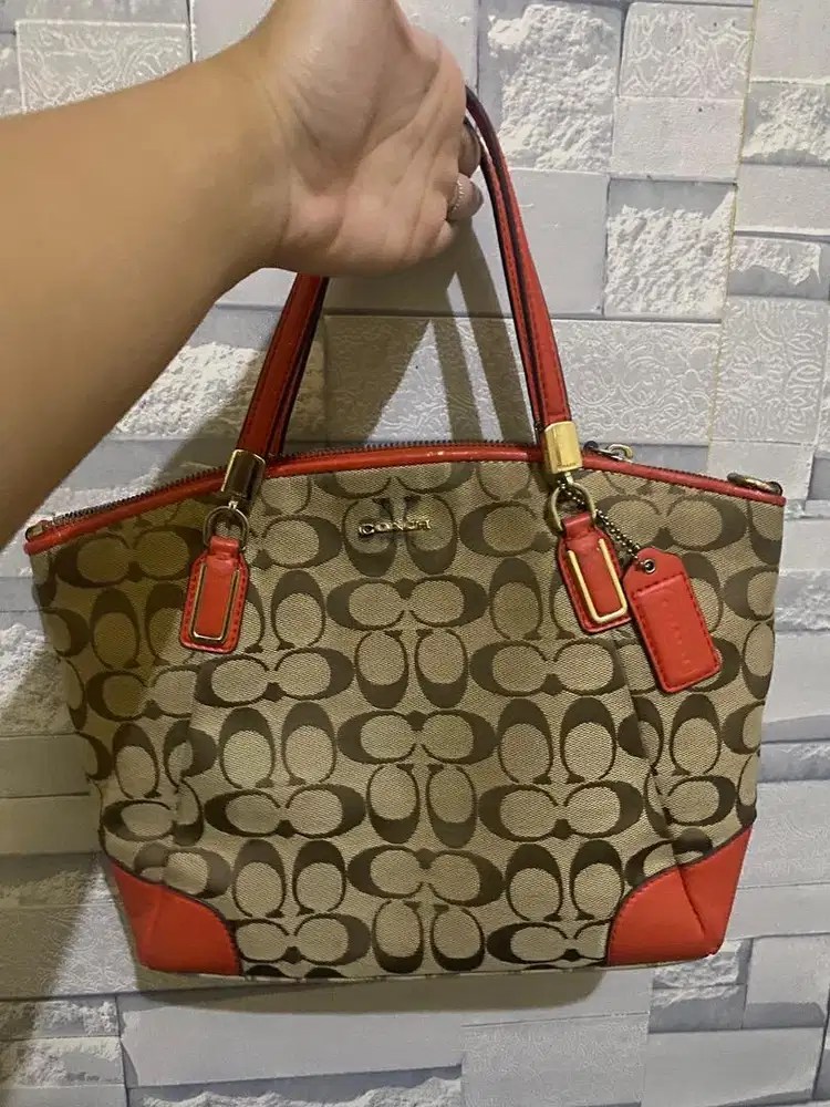 coach signature tote bag