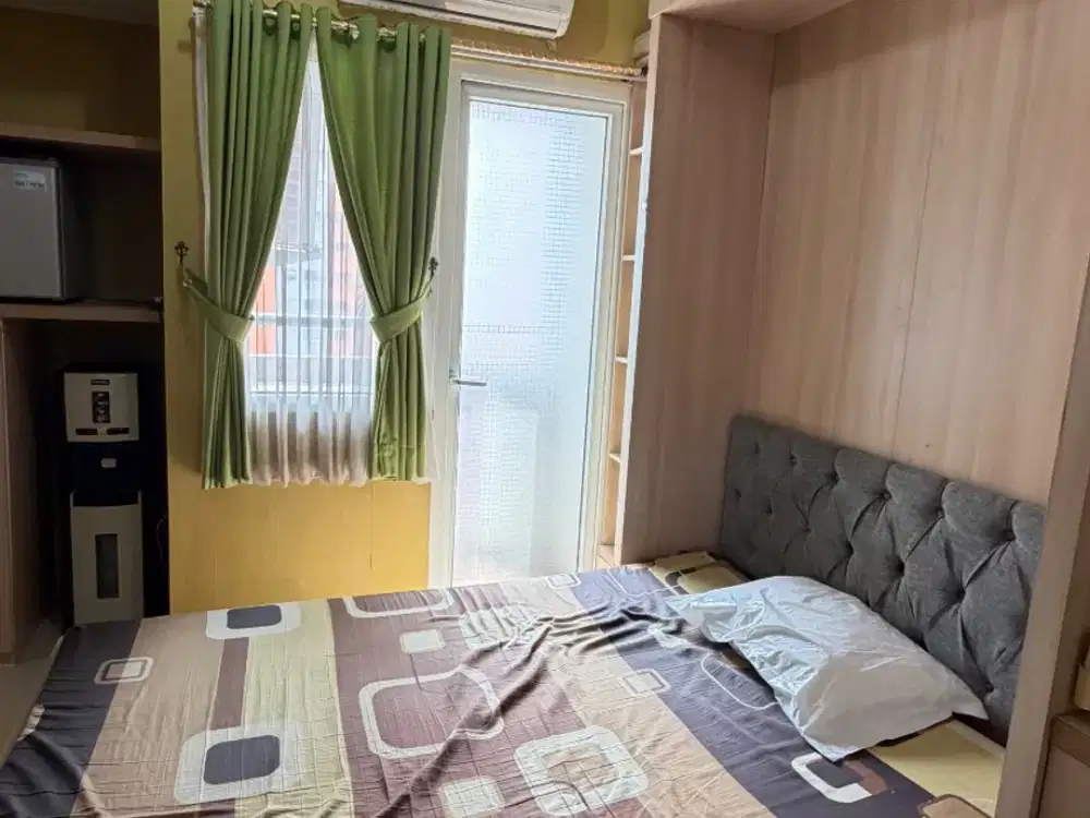 GREEN PRAMUKA STUDIO DENGAN KESIAPAN TEMPAT TINGGAL TANPA PERLU BANYAK PENYESUAIAN TOWER PENELOPE MALL TAHUNAN