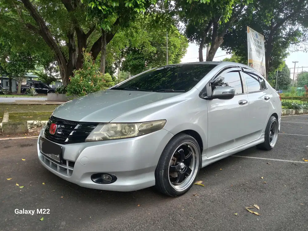 Honda City E AT 2011