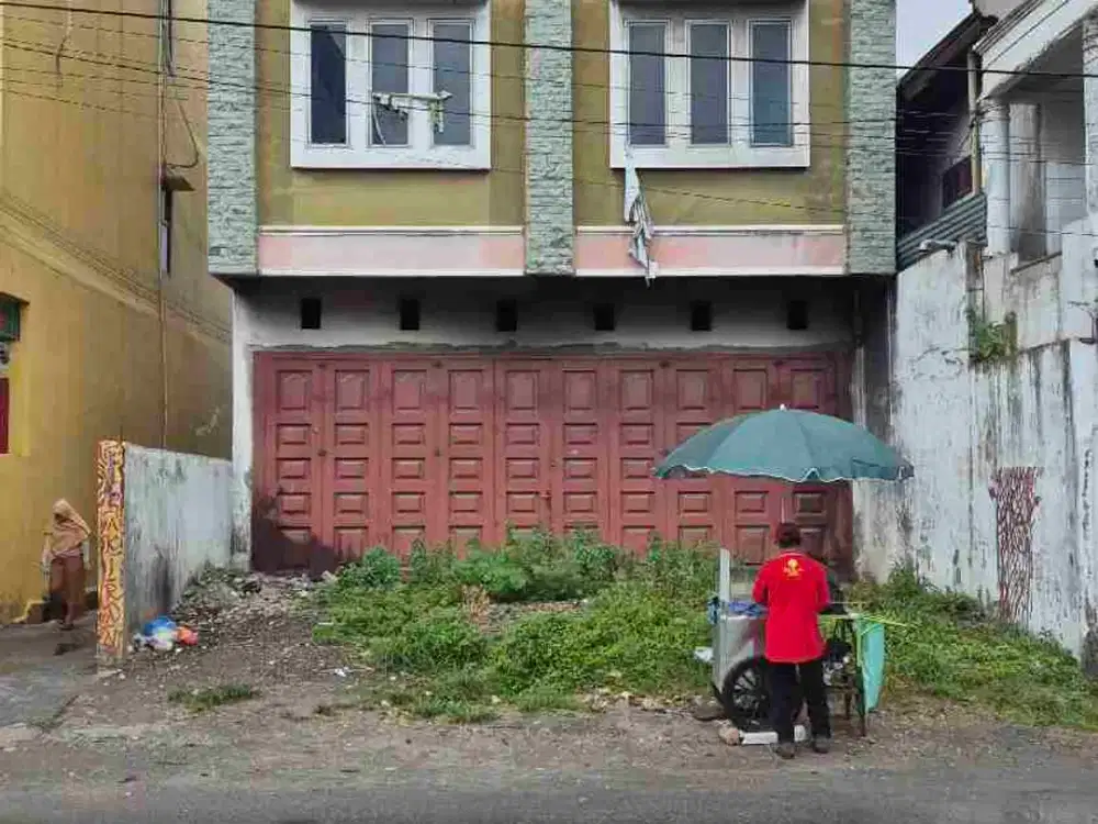 Jual ruko gandeng daerah Krakatau, jalan Bambu, harga menarik