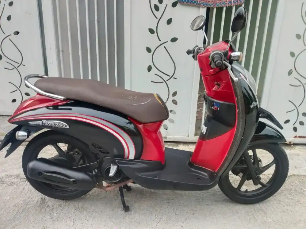 Honda Scoopy karburator tahun 2012 di Tangerang