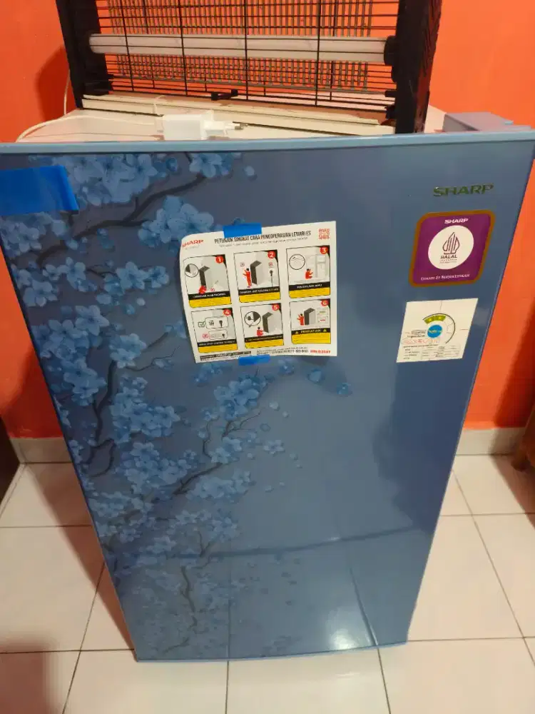 Dijual kulkas satu pintu, kondisi Baru: Cocok untuk anak kost