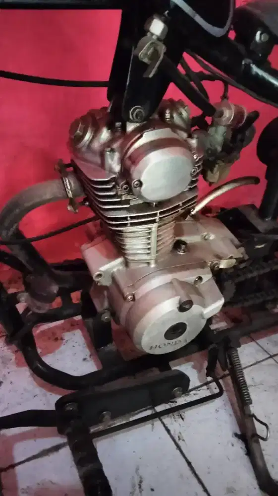Mesin honda Gl100 Rangka Chopper