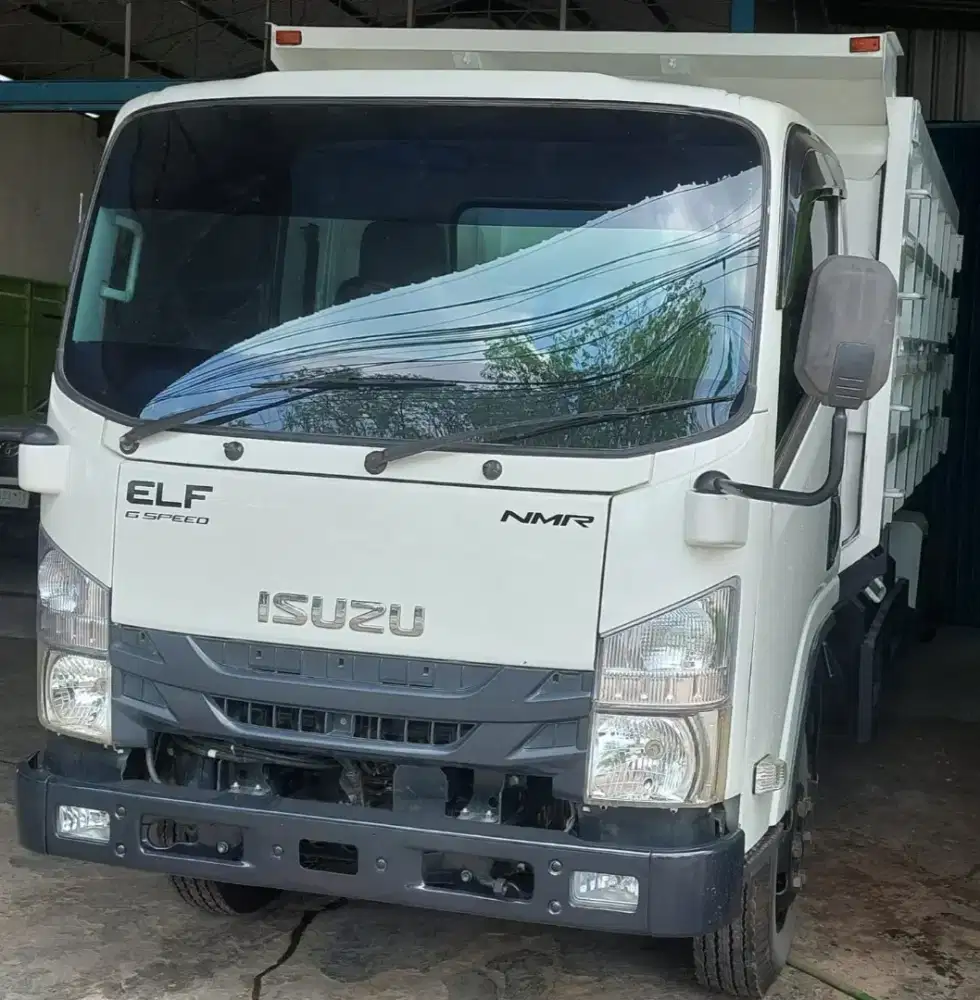 Dump Truk ELF NMR HD 6.5 2023 super istimewa