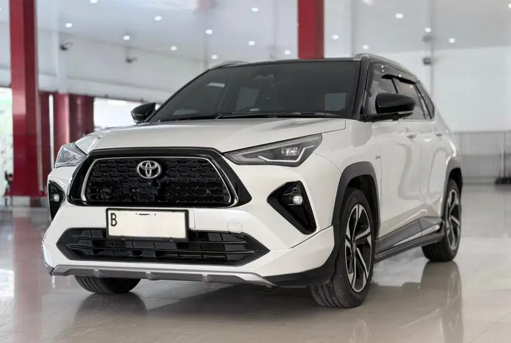 TOYOTA YARIS CROSS HYBRID GR TSS AT 2023..PAJAK SEPTEMBER 2026