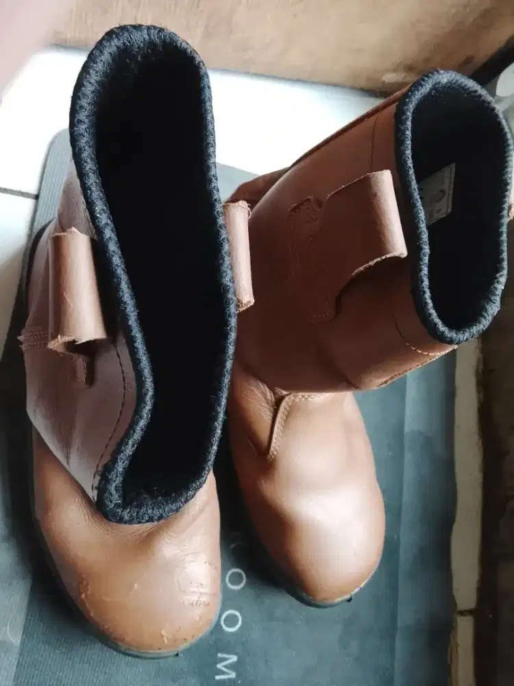 Jual cepat aja safety Shoes boot king bekas tambang