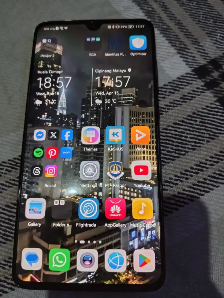 Huawei Mate 20 batangan