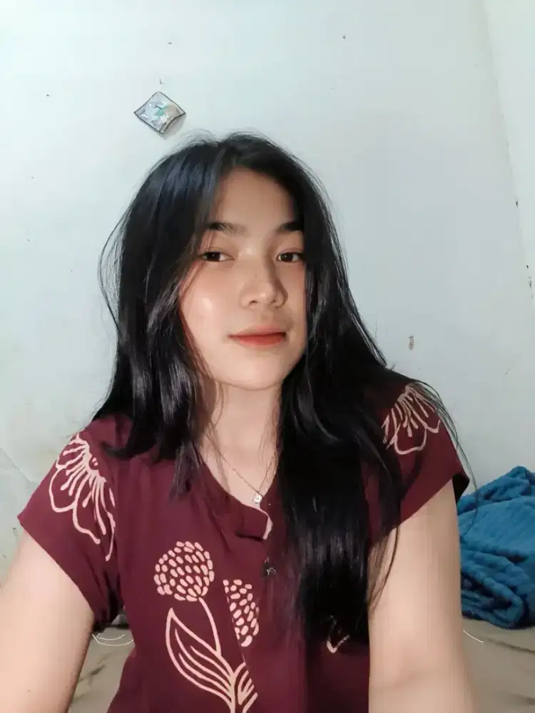 Mencari pekerjaan untuk freelance tidak full time.