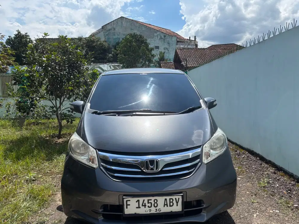 Freed 2013 Sd Ac Double