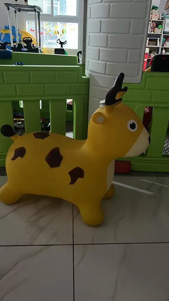 Mainan anak like new macam ELC