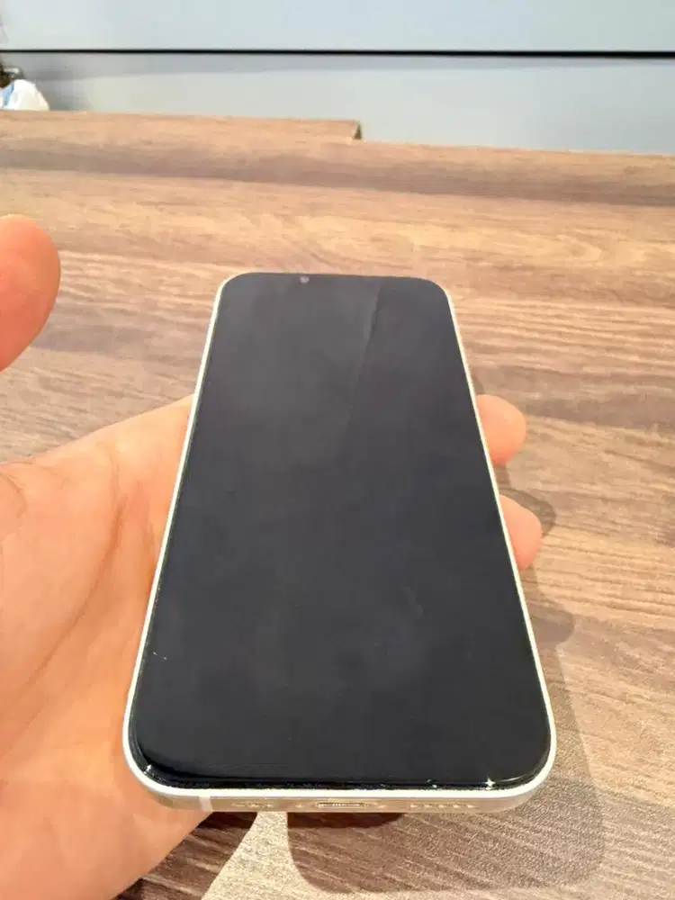 Iphone 14 dan IQOO 11