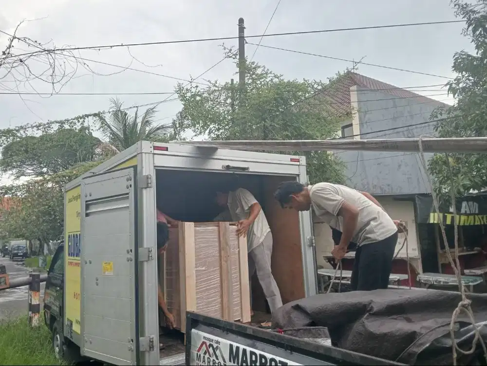 Jasa kirim barang ke seluruh Indonesia