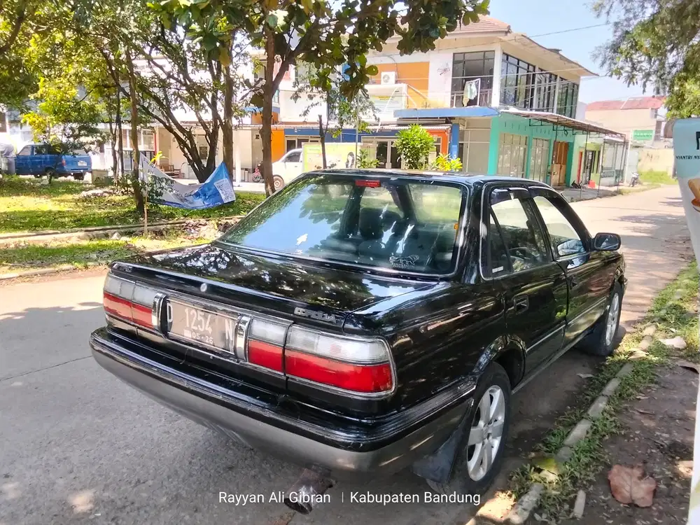 Toyota Twincam 1990 Bensin