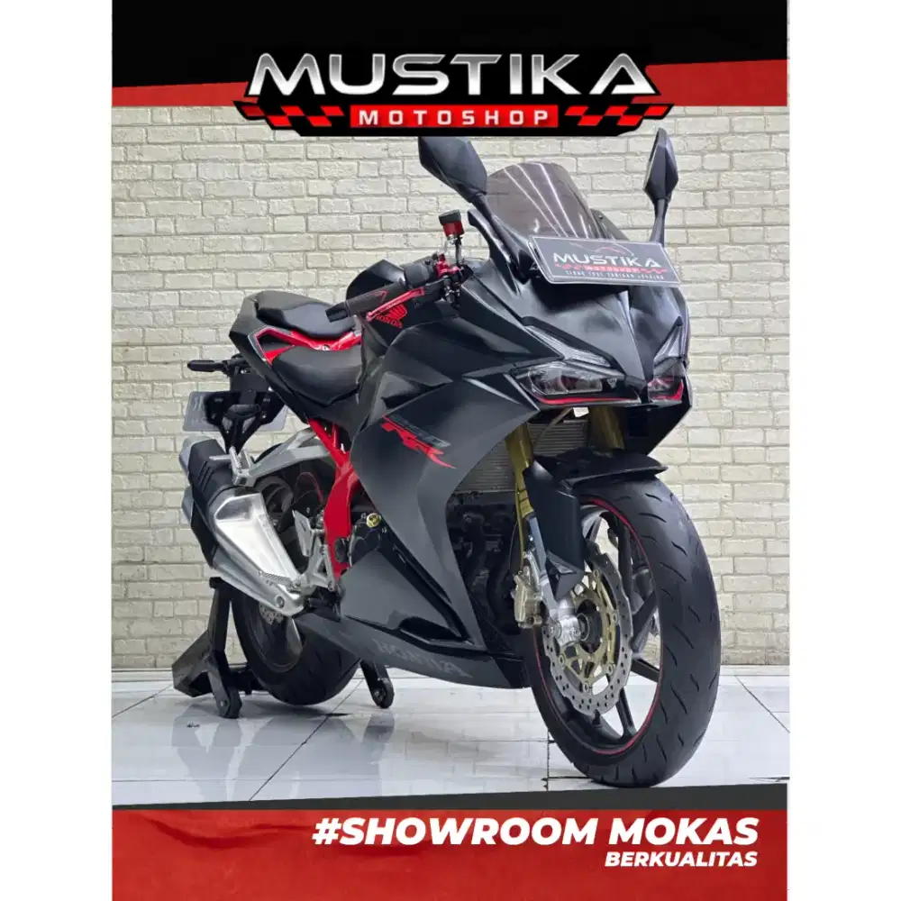 Odo 9rb Istimewa!!Honda CBR 250RR 2019 Black N Kota Mulus-Mustika