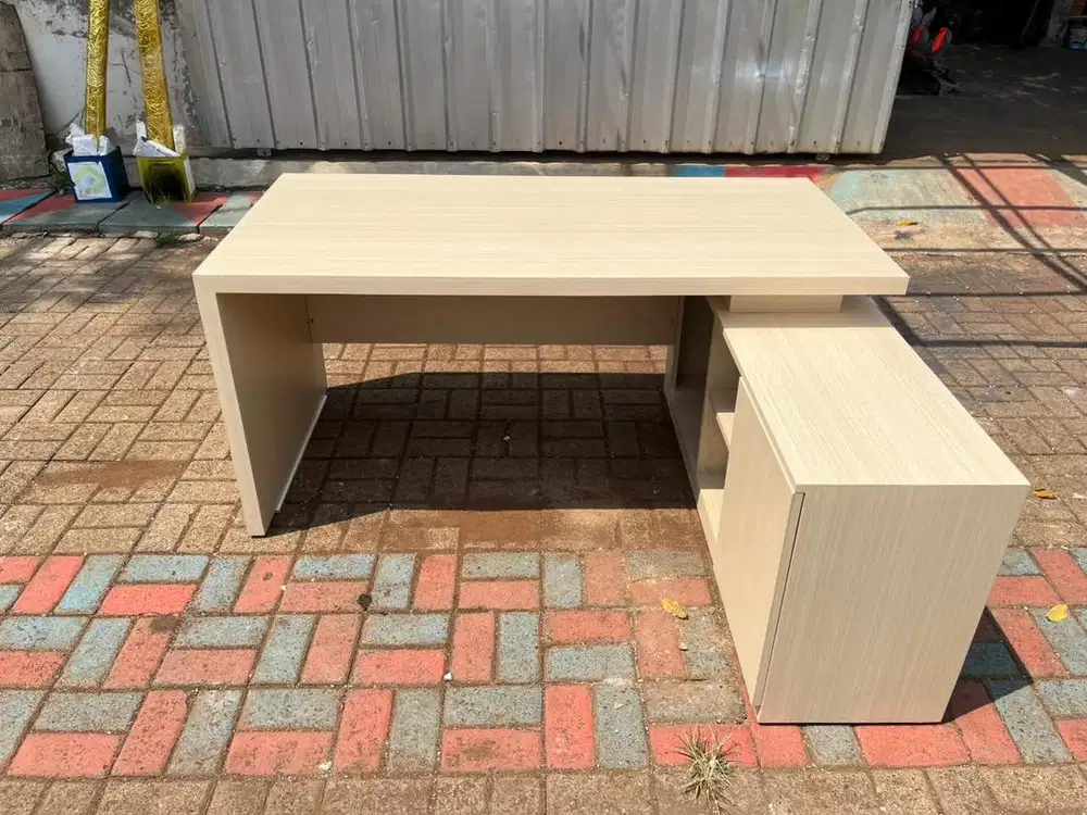 meja direksi L kantor baru 140 x 140