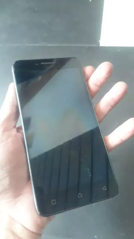 Edisi dibagi sm temen lenovo a 6600 tp mati ga tau apanya rusak