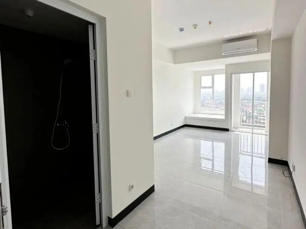 Apartment Westown View 1 Unit AC • Kosongan
