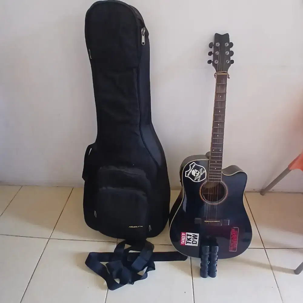 Gitar akustik elektrik washburn
