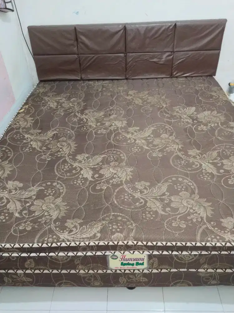 Dipan springbed bekas