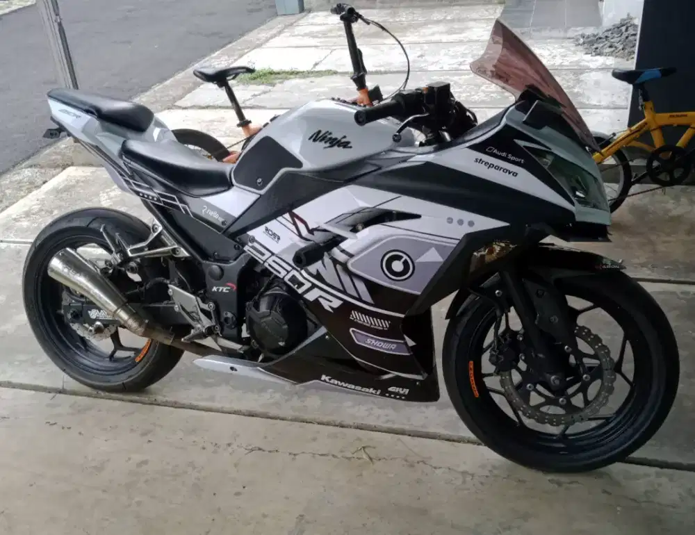 Dijual cepat ninja 250 fi 2013