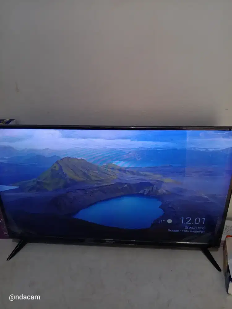 dijual smart TV AQUA 32 inch