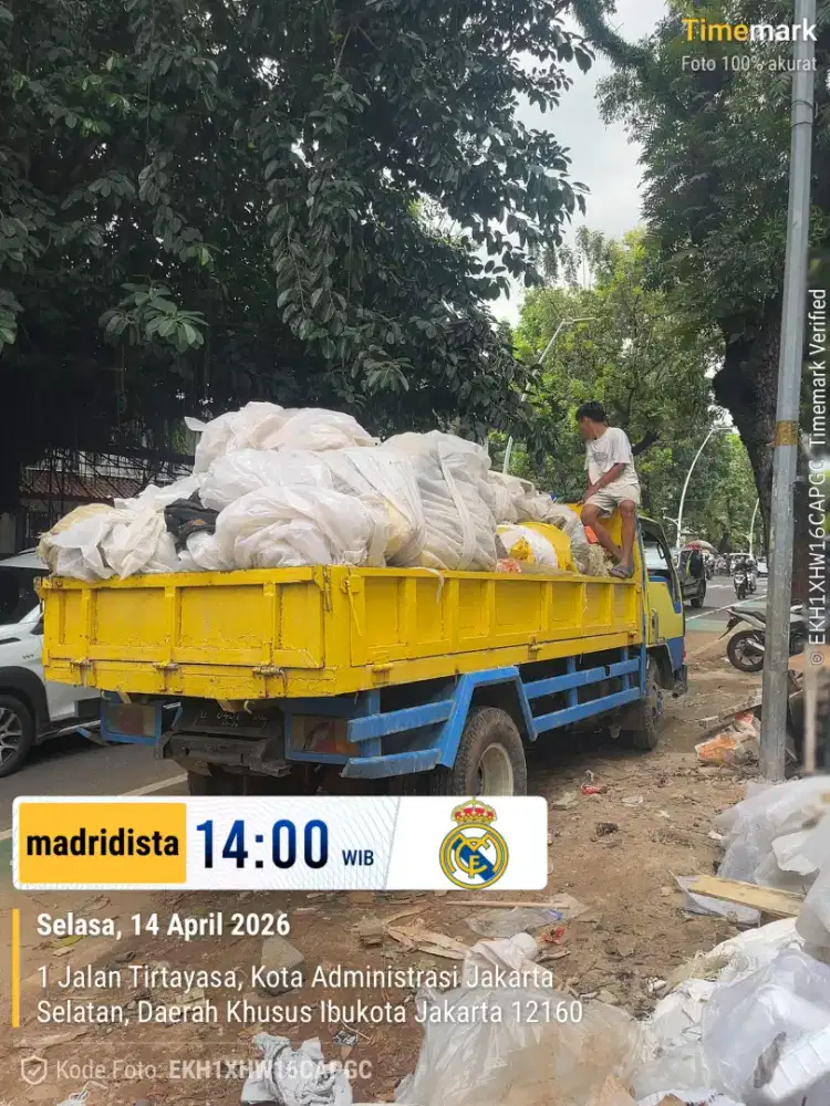 Jasa angkutan puing dan sampah