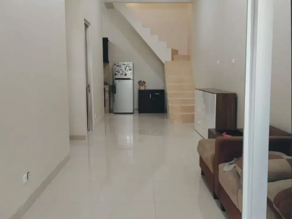 Dijual rumah murah 1,5lantai di Cluster Ifolia Harapan Indah 2 Bekasi siaphuni minimalis modern
