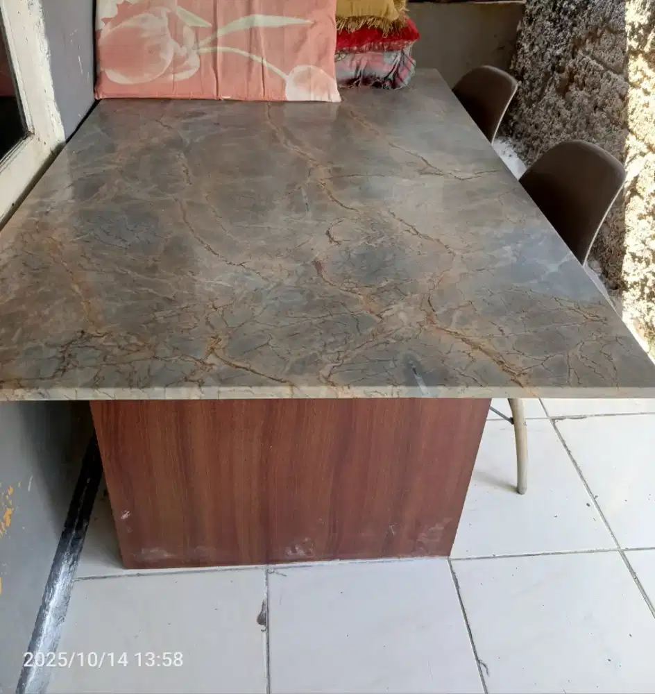 Jual Meja Marmer Granit Antik, Ukuran 150x100, Tebal 2cm, Tinggi 73cm.
