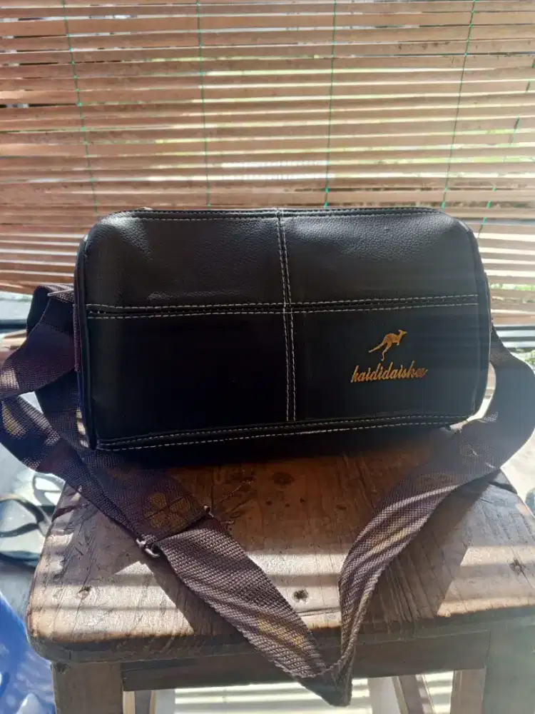 Tas Selempang Wanita