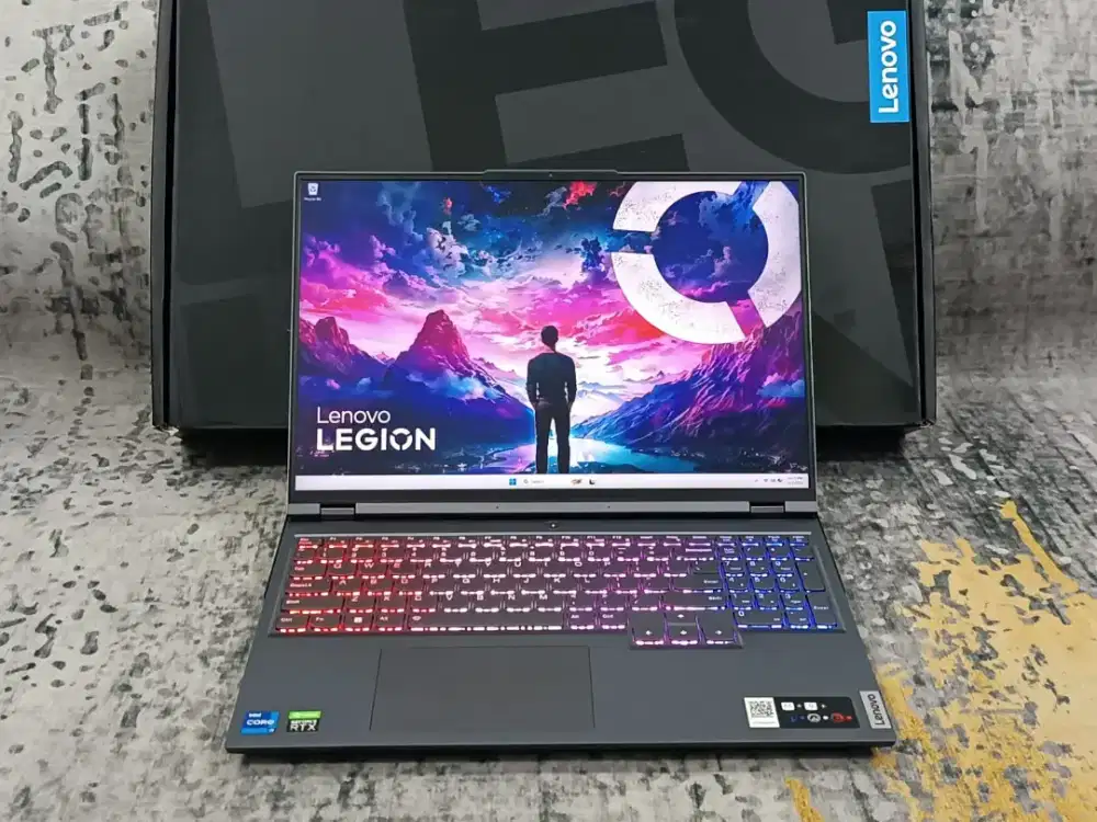 Lenovo Legion 5 Pro Core i7-12700H 16-512GB RTX 3050 Ti 4GB 95W 165Hz