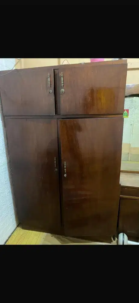 Jual Lemari Jati dan Meja Rias