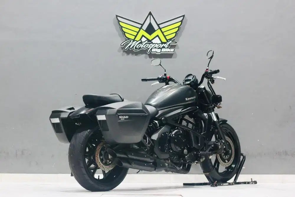 Kawasaki vulcan 650 ABS like new Rebel 500 er6n versys 650