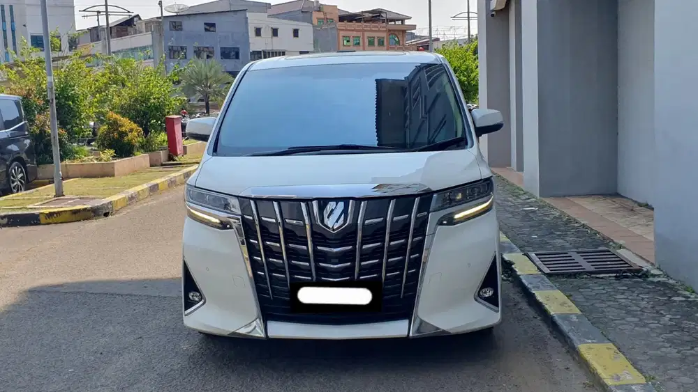 Km27rb toyota alphard g atpm 2019 putih pilotseat