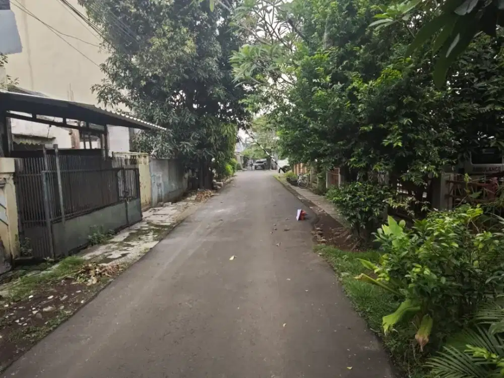 Rumah Tua Kosambi, 7.5 x16, SHM, Harga 1.5 milyar