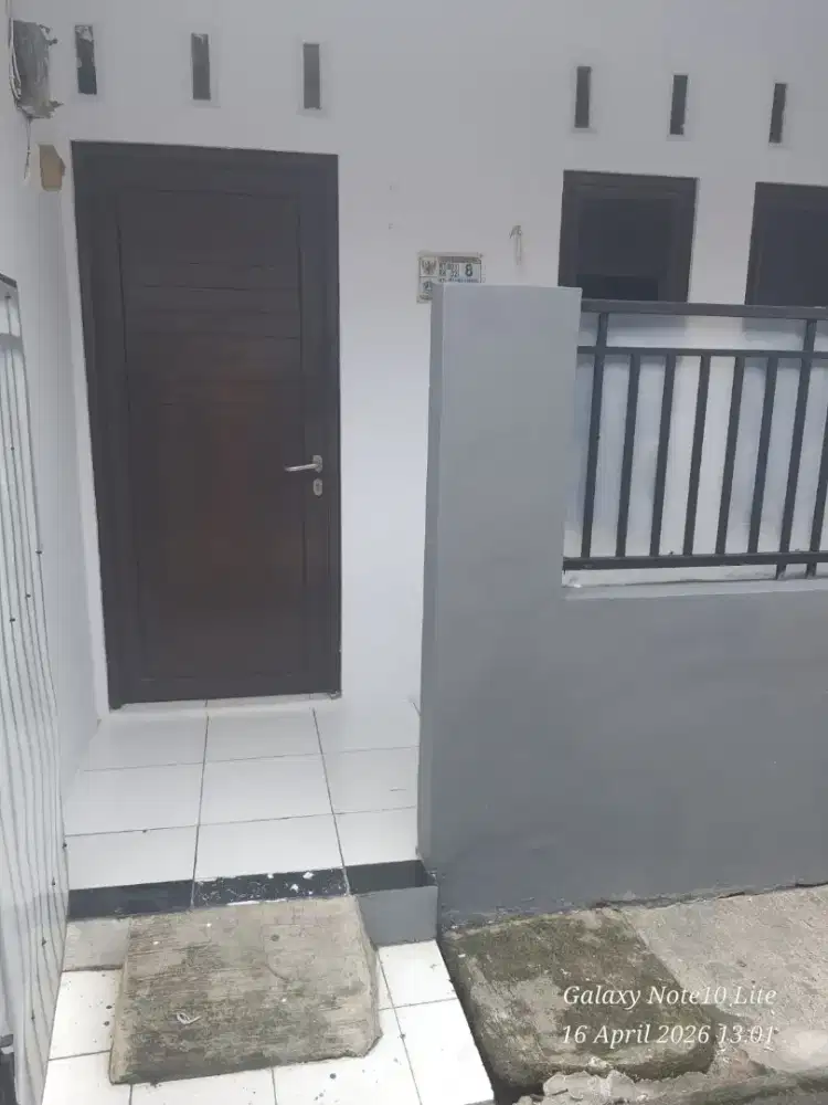 Dikontrakan Tahunan rumah strategis