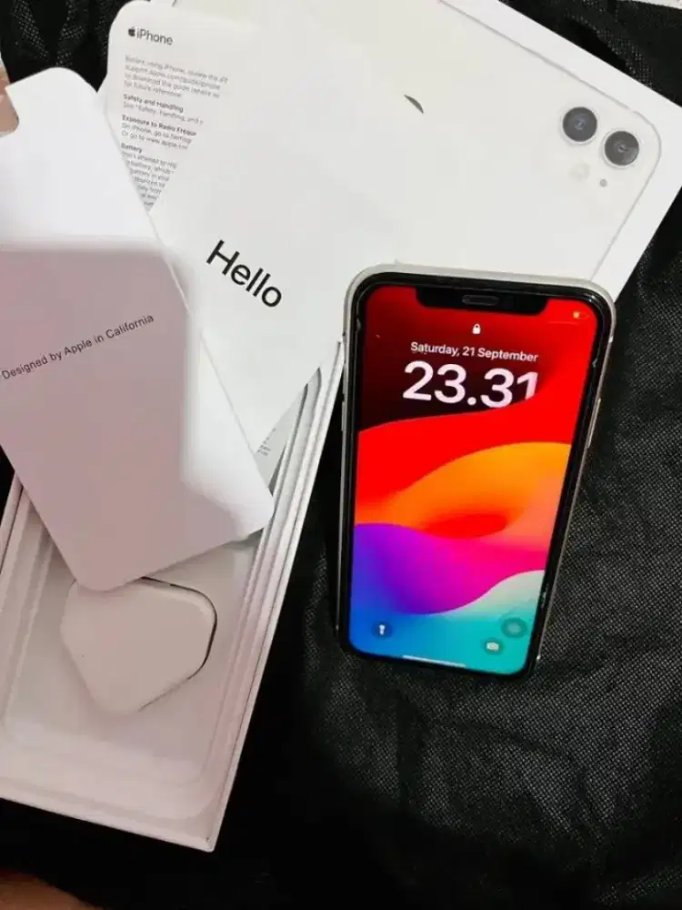 iPhone 11 64GB Putih Mulus 2.5JT NETT BU