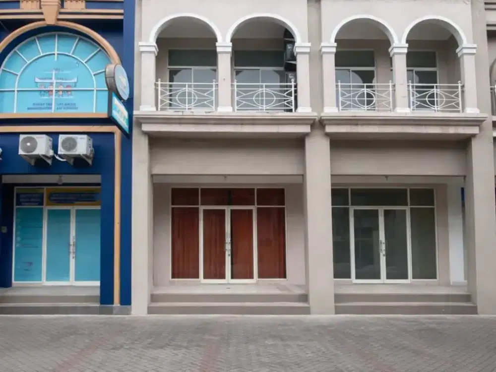 Ruko Siap Huni dekat Fresh Market di Grand galaxy City Bekasi