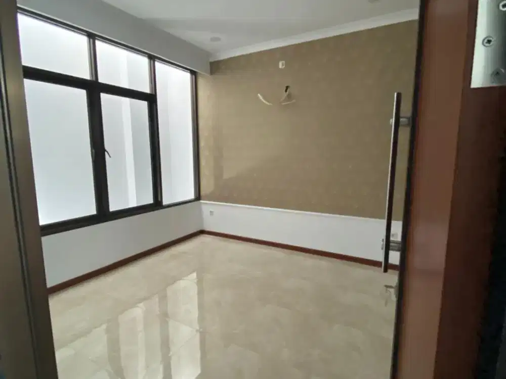 Dijual Rumah Brand New 3 Lantai Tebet Timur Dalam Jakarta Selatan