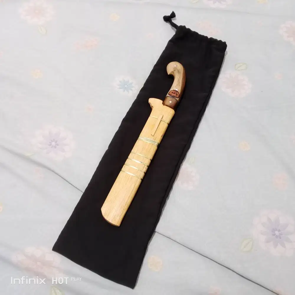 SARUNG GOLOK KAIN MULTIFUNGSI – SOLUSI AMAN & PRAKTIS