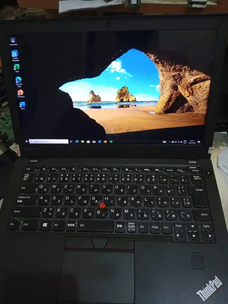 Laptop Lenovo thinkpad x270 i5 ram 8gb ssd 128 ngebut
