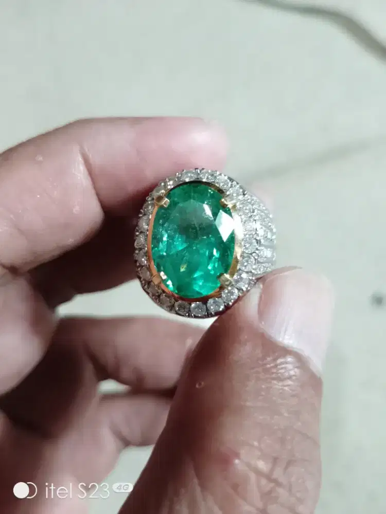 Jual batu mulia zamrud